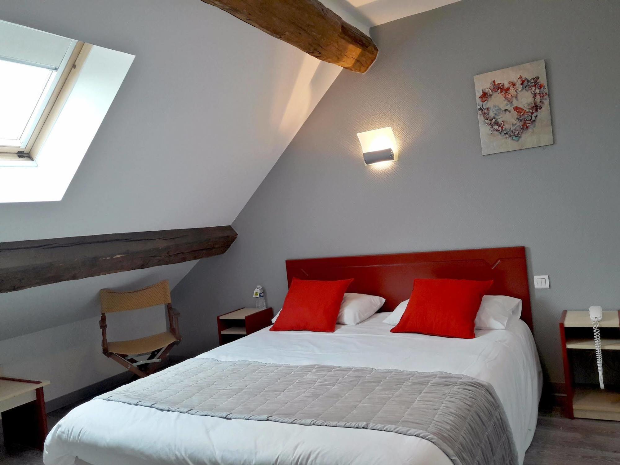 Relais Du Lac Villegusien-le-Lac Zewnętrze zdjęcie