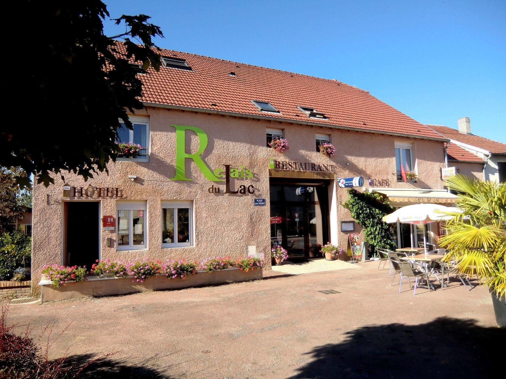 Relais Du Lac Villegusien-le-Lac Zewnętrze zdjęcie